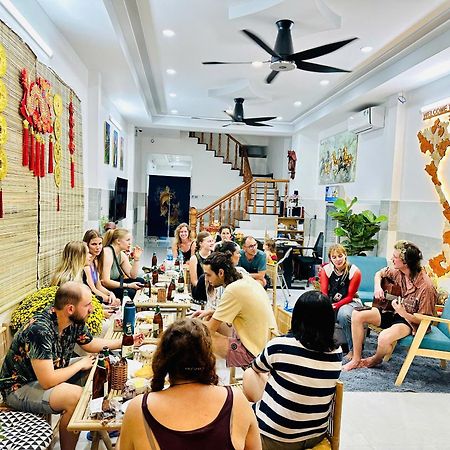 Aloha Saigon Premium Hostel By Local Travel Experts - Newly Opened, Less-Touristy Location, Spacious Rooms, Glass Shower Bathroom, Free Breakfast & Walking Tour Ho Chi Minh-staden Exteriör bild