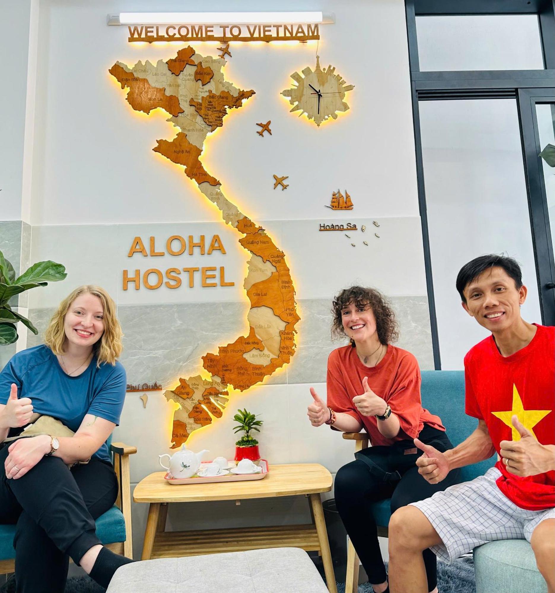 Aloha Saigon Premium Hostel By Local Travel Experts - Newly Opened, Less-Touristy Location, Spacious Rooms, Glass Shower Bathroom, Free Breakfast & Walking Tour Ho Chi Minh-staden Exteriör bild