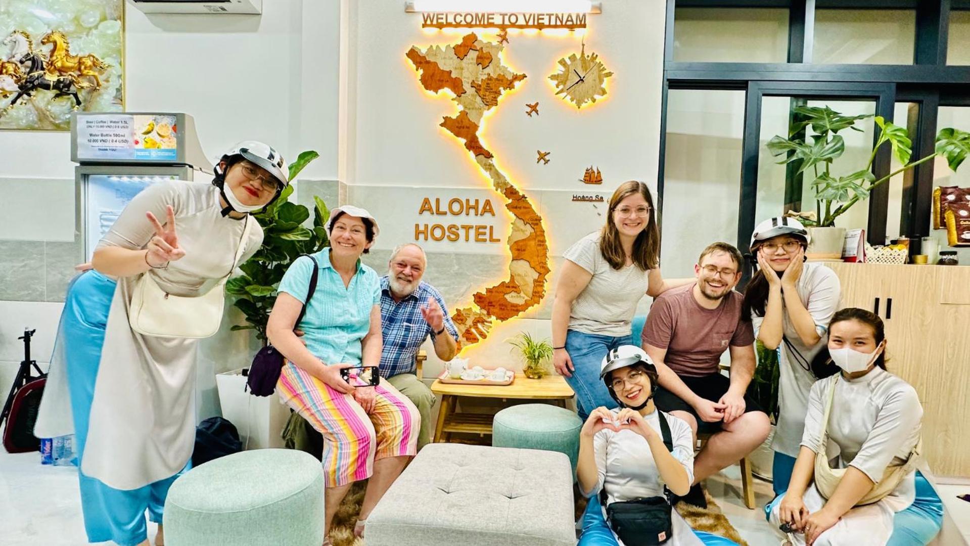 Aloha Saigon Premium Hostel By Local Travel Experts - Newly Opened, Less-Touristy Location, Spacious Rooms, Glass Shower Bathroom, Free Breakfast & Walking Tour Ho Chi Minh-staden Exteriör bild