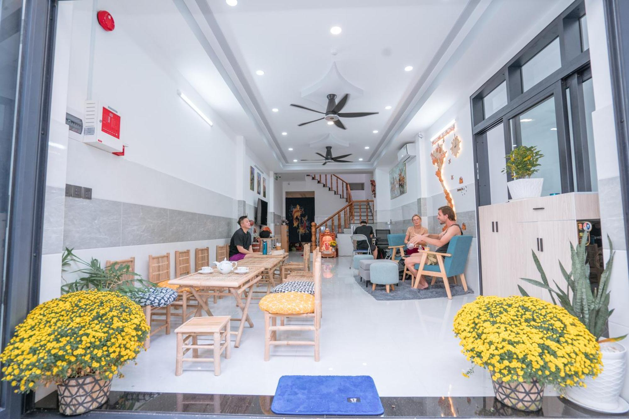 Aloha Saigon Premium Hostel By Local Travel Experts - Newly Opened, Less-Touristy Location, Spacious Rooms, Glass Shower Bathroom, Free Breakfast & Walking Tour Ho Chi Minh-staden Exteriör bild