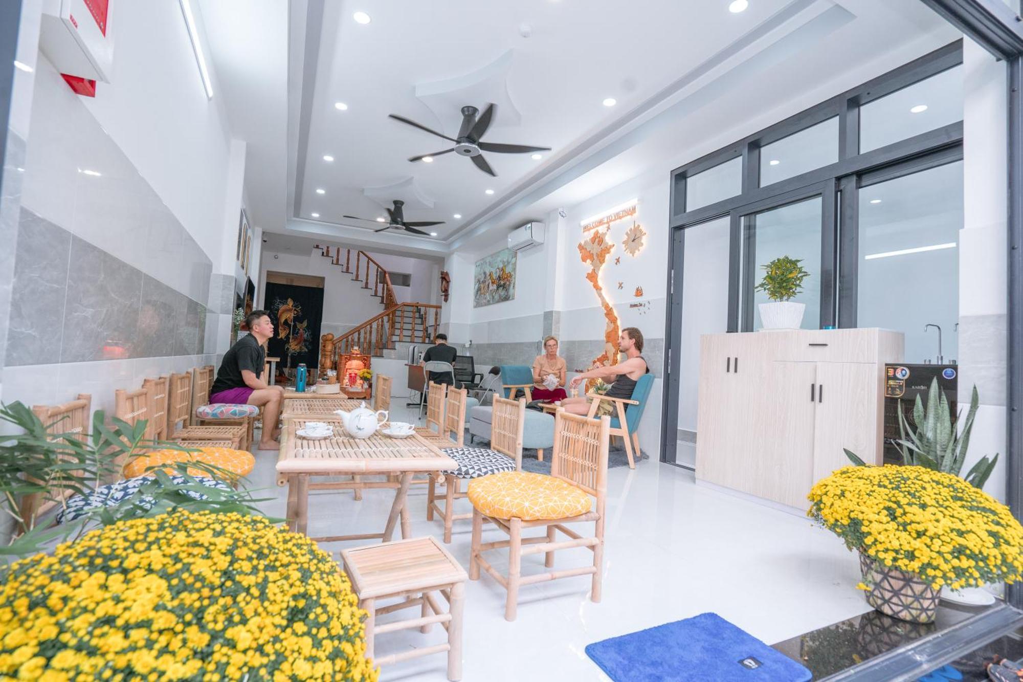 Aloha Saigon Premium Hostel By Local Travel Experts - Newly Opened, Less-Touristy Location, Spacious Rooms, Glass Shower Bathroom, Free Breakfast & Walking Tour Ho Chi Minh-staden Exteriör bild
