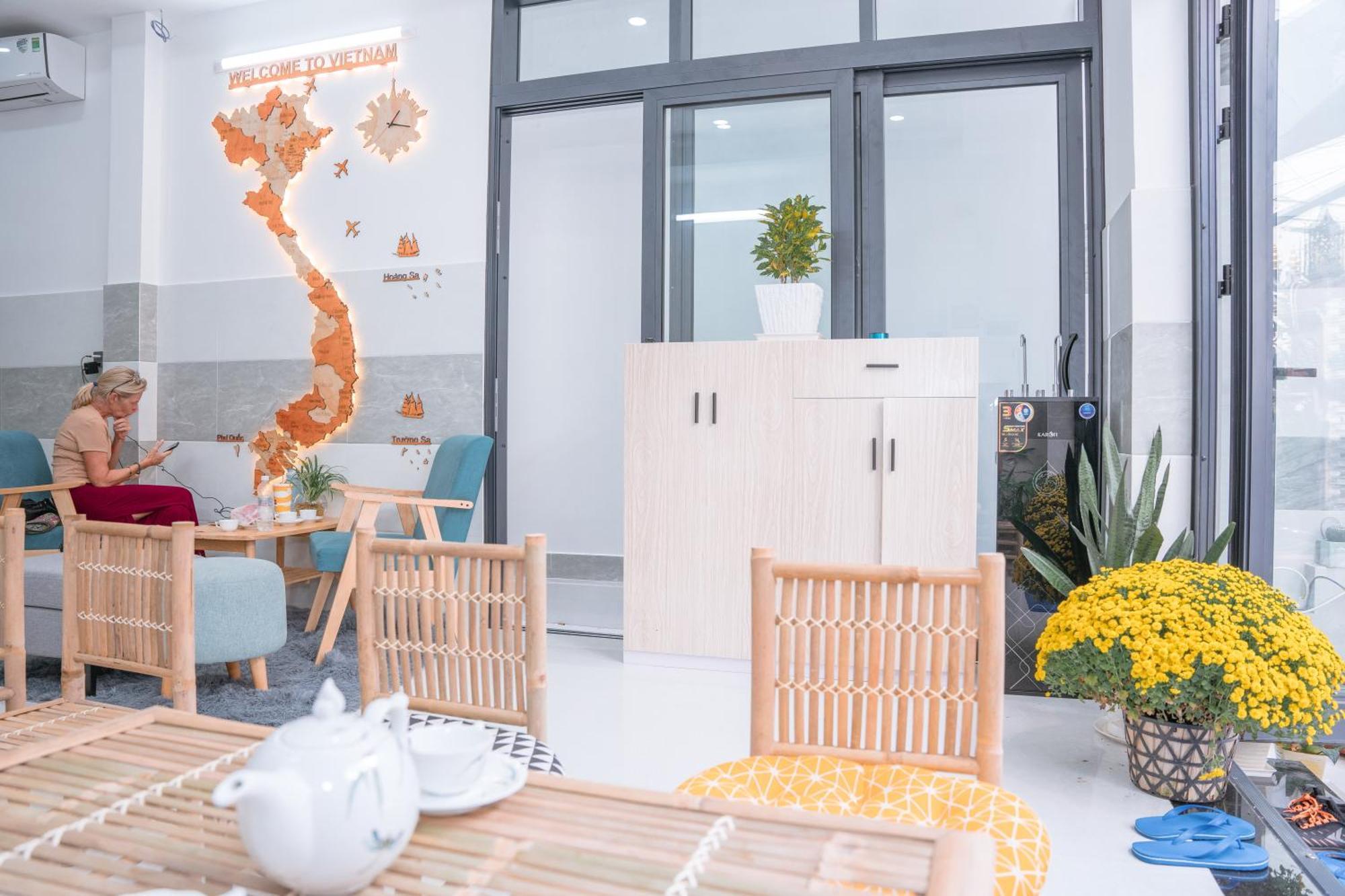 Aloha Saigon Premium Hostel By Local Travel Experts - Newly Opened, Less-Touristy Location, Spacious Rooms, Glass Shower Bathroom, Free Breakfast & Walking Tour Ho Chi Minh-staden Exteriör bild