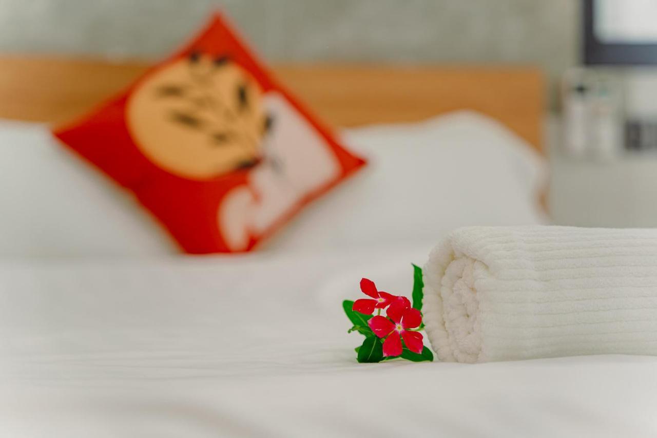 Aloha Saigon Premium Hostel By Local Travel Experts - Newly Opened, Less-Touristy Location, Spacious Rooms, Glass Shower Bathroom, Free Breakfast & Walking Tour Ho Chi Minh-staden Exteriör bild